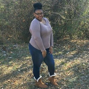 Meet your Posher, Kayla